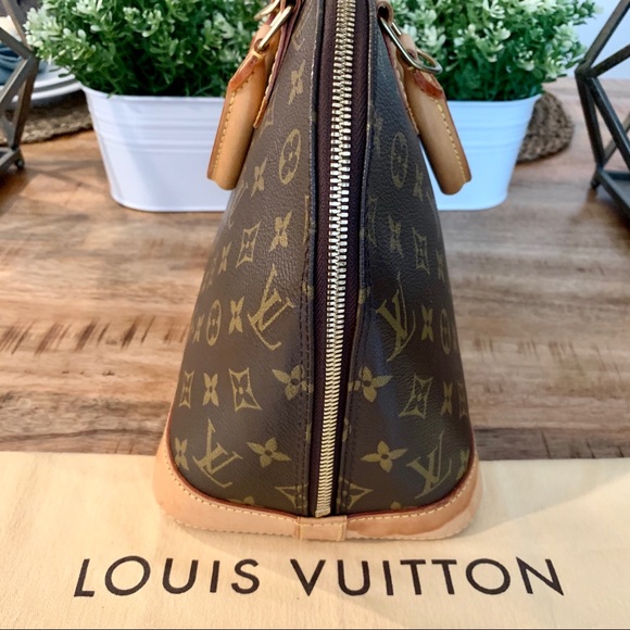 ❤️SOLD- Louis Vuitton Monogram Alma MM - Picture 5 of 16